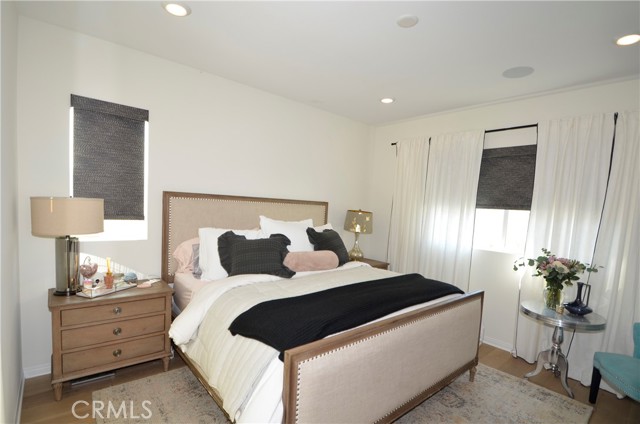 Detail Gallery Image 9 of 21 For 27723 Grandview Way, San Pedro,  CA 90732 - 4 Beds | 3/1 Baths