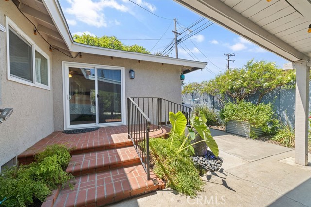Image 37 of 43 For 2115 Kathryn Way