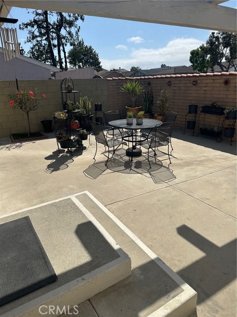 23510 Kentworthy Avenue, Harbor City CA: https://media.crmls.org/medias/08ea6ec1-e1cf-4695-9150-e2c5eea4ac5d.jpg