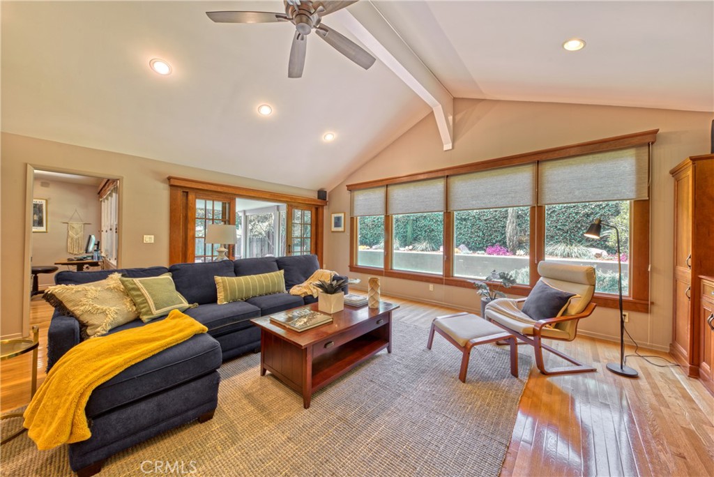 225 N Lima Street Sierra Madre img 38