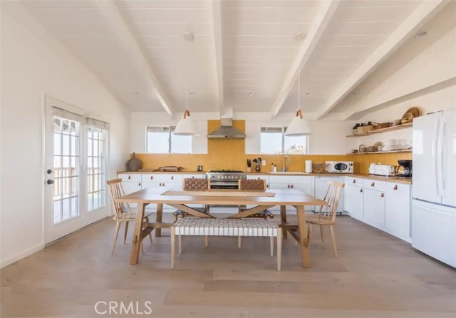 Detail Gallery Image 8 of 39 For 5637 Minna Gombell Ln, Pioneertown,  CA 92268 - 2 Beds | 2 Baths