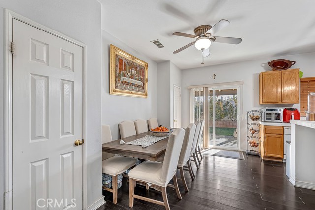 Detail Gallery Image 14 of 33 For 14657 Polo, Victorville,  CA 92394 - 4 Beds | 2 Baths