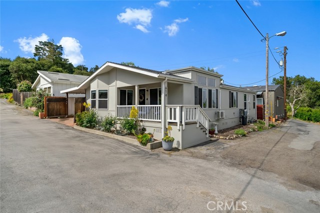 614 Rancho Oaks Drive, San Luis Obispo CA: https://media.crmls.org/medias/08eb40d0-03d5-4ce0-98bc-912bb10108a9.jpg