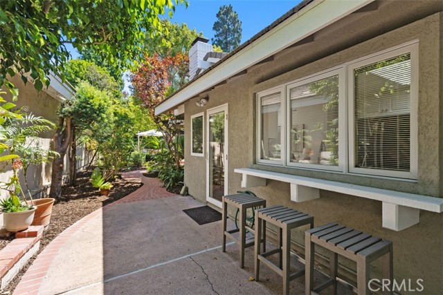 17 Wandering Rill, Irvine CA: https://media.crmls.org/medias/08eb558c-b18e-46fa-8214-455e5fc78fbd.jpg