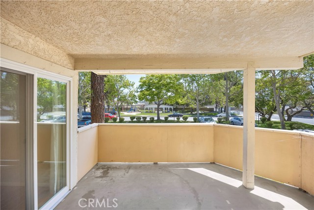 Detail Gallery Image 11 of 27 For 3845 Farquhar Ave #115,  Los Alamitos,  CA 90720 - 2 Beds | 2 Baths