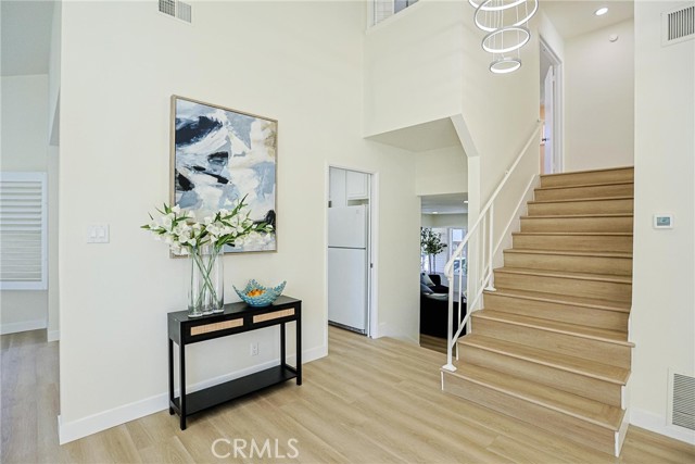 Detail Gallery Image 13 of 68 For 2301 W Manly, Santa Ana,  CA 92704 - 4 Beds | 2/1 Baths