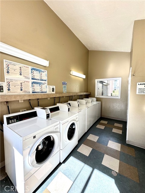 Detail Gallery Image 20 of 24 For 960 E Bonita Ave #108,  Pomona,  CA 91767 - 1 Beds | 1 Baths