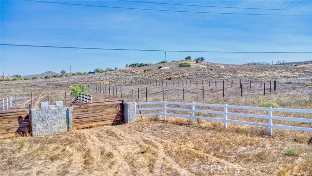 0 Avenida Peyri, Hemet CA: https://media.crmls.org/medias/08edbbbd-1a8e-4cf7-9f50-fd48debf3c01.jpg