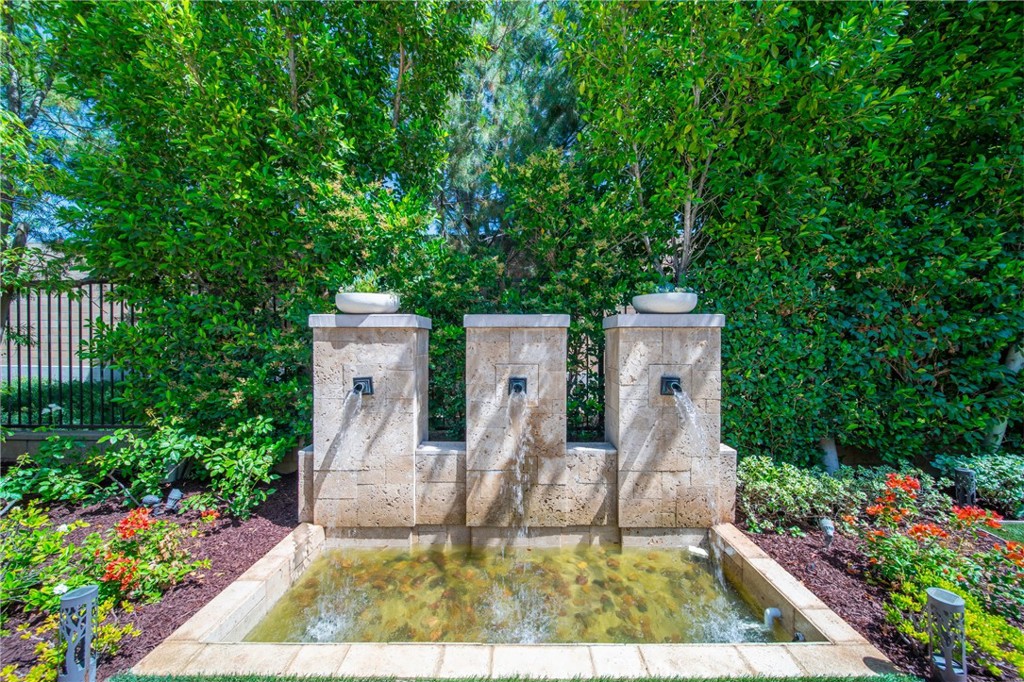 https://media.crmls.org/medias/08ee4730-0455-4640-b712-54594d52abb8.jpg?preset=X-Large