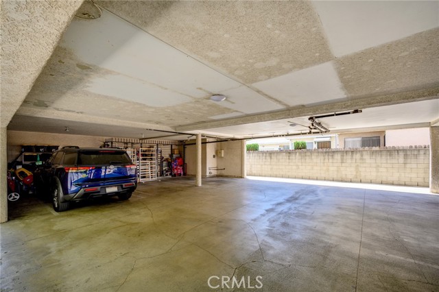 Detail Gallery Image 15 of 18 For 3807 W Victory Bld, Burbank,  CA 91505 - 1 Beds | 1 Baths