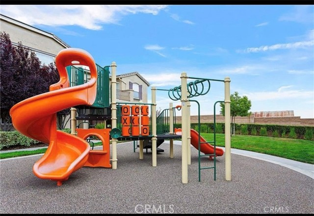 41945 Davenport Way, Murrieta CA: https://media.crmls.org/medias/08eee2bc-e61e-4ddd-b681-1d6b8991c354.jpg