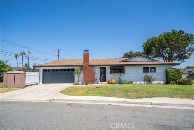 11201 Laurianne Ln, Garden Grove, CA 92841