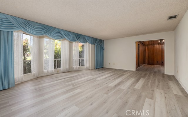 Detail Gallery Image 6 of 41 For 23187 Glendora Dr, Grand Terrace,  CA 92313 - 4 Beds | 2/1 Baths