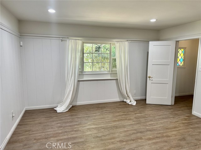 Detail Gallery Image 16 of 41 For 4515 Sherman Oaks Ave, Sherman Oaks,  CA 91403 - 3 Beds | 2/1 Baths