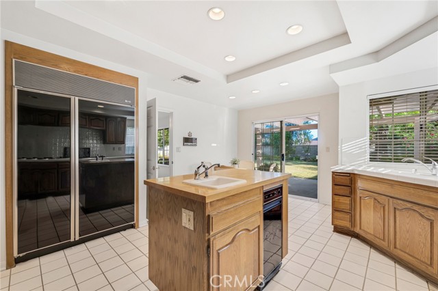Detail Gallery Image 24 of 55 For 18830 Beechtree Ln, Porter Ranch,  CA 91326 - 5 Beds | 4/1 Baths
