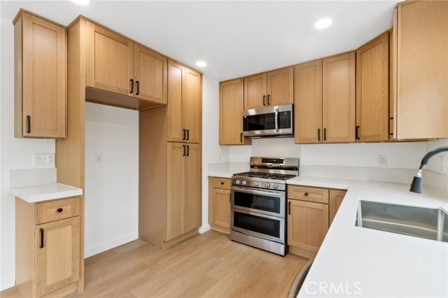 Detail Gallery Image 12 of 27 For 9152 Jersey, Riverside,  CA 92503 - 4 Beds | 2 Baths