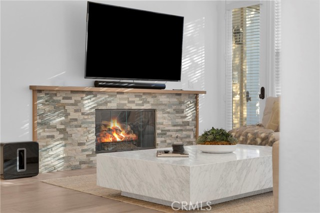 Detail Gallery Image 17 of 61 For 21331 Balerma Ln, Huntington Beach,  CA 92648 - 4 Beds | 3/1 Baths