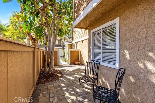 Detail Gallery Image 14 of 53 For 32 Silveroak, Aliso Viejo,  CA 92656 - 3 Beds | 2/1 Baths