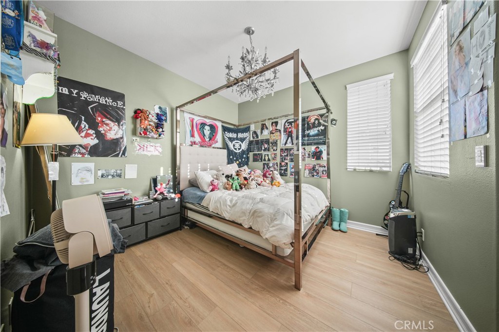 MLS #OC25274767 image #17