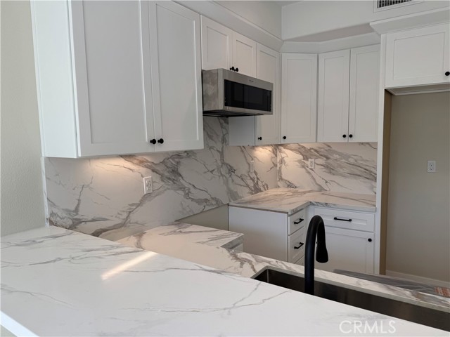 Detail Gallery Image 43 of 53 For 12265 N Lima, Sylmar,  CA 91342 - 4 Beds | 3 Baths