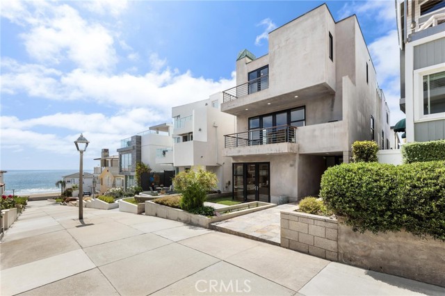 129 20th Street, Manhattan Beach CA: https://media.crmls.org/medias/08f22602-aae8-471d-8c82-b943576efb0c.jpg