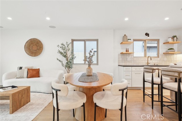 Detail Gallery Image 7 of 31 For 1147 Charleston, Costa Mesa,  CA 92626 - 4 Beds | 2 Baths