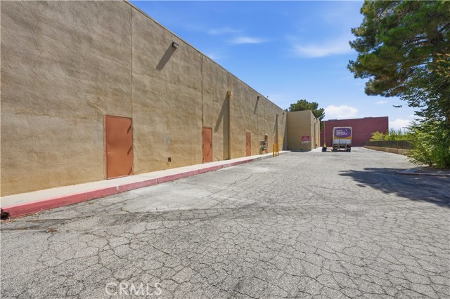  Commercial for Sale in Palmdale, California
