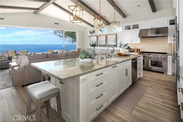Detail Gallery Image 4 of 27 For 33971 Nauticus Isle, Dana Point,  CA 92629 - 2 Beds | 3 Baths