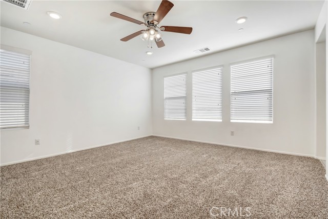 Detail Gallery Image 8 of 15 For 3742 Barley St, San Bernardino,  CA 92407 - 3 Beds | 2/1 Baths