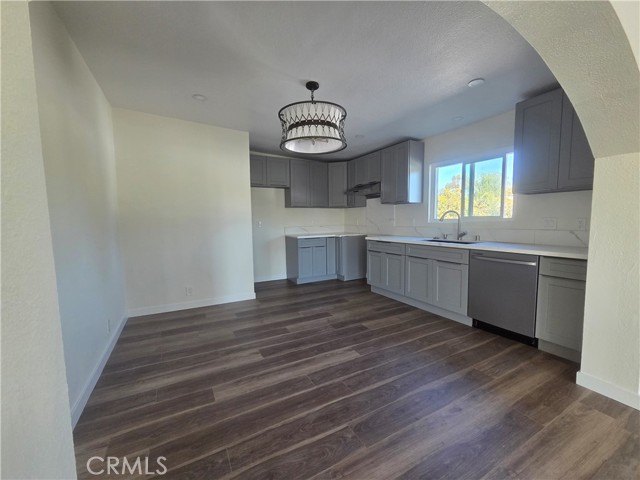 Detail Gallery Image 18 of 33 For 3940 Manzanita, San Diego,  CA 92105 - – Beds | – Baths