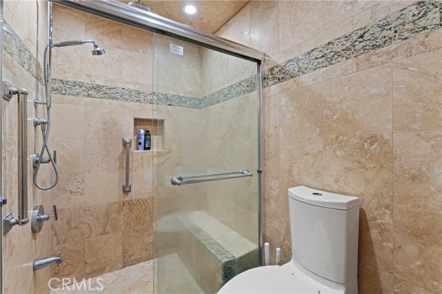Detail Gallery Image 9 of 11 For 2525 E 19th St #24,  Signal Hill,  CA 90755 - 1 Beds | 1 Baths