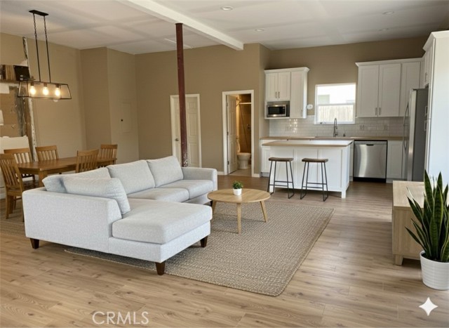 Detail Gallery Image 10 of 12 For 1844 Atlantic Ave, Long Beach,  CA 90806 - – Beds | – Baths