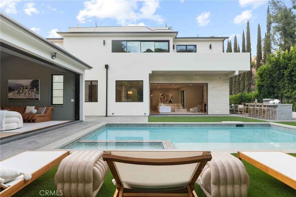 08F5512B 53E6 49Fe B94A Cc15Acda825B 17012 Escalon Drive, Encino, Ca 91436 &Lt;Span Style='BackgroundColor:transparent;Padding:0Px;'&Gt; &Lt;Small&Gt; &Lt;I&Gt; &Lt;/I&Gt; &Lt;/Small&Gt;&Lt;/Span&Gt;