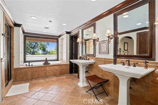 Detail Gallery Image 17 of 35 For 23731 Park Madrid, Calabasas,  CA 91302 - 4 Beds | 3/1 Baths
