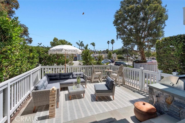 Detail Gallery Image 19 of 20 For 515 S Broadway #B,  Redondo Beach,  CA 90277 - 2 Beds | 2/1 Baths