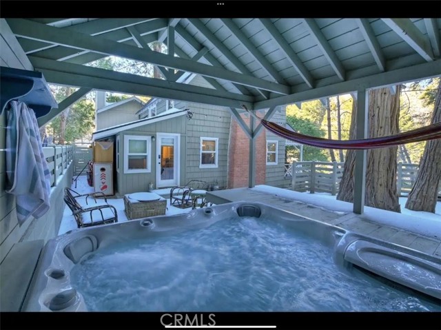 855 Lake Drive, Lake Arrowhead CA: https://media.crmls.org/medias/08f639c4-20fb-4afe-9863-693dbebcb979.jpg