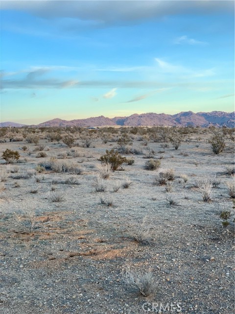 0 Dale Evans Pkwy, Apple Valley, California 92307, ,Land,For Sale,0 Dale Evans Pkwy,CRHD24039646