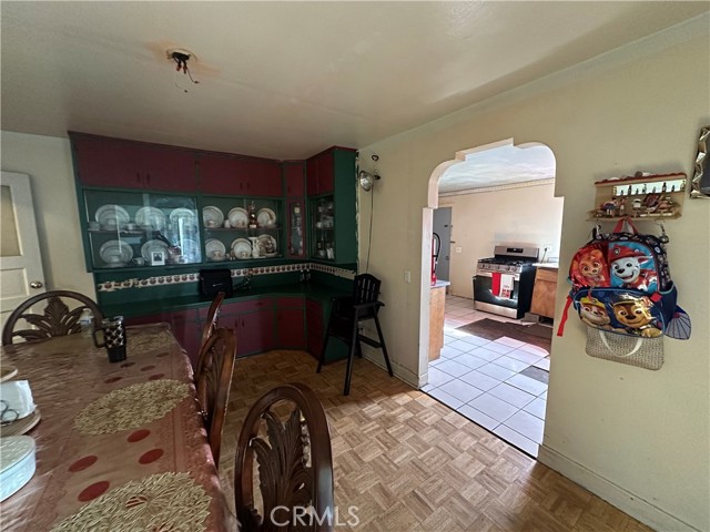 Detail Gallery Image 27 of 35 For 6540 Enos, Bakersfield,  CA 93314 - 5 Beds | 2 Baths