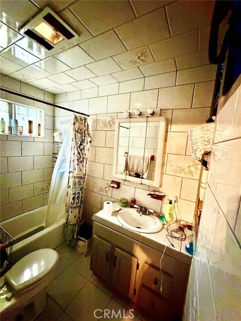 Detail Gallery Image 19 of 28 For 1454 E 50th, Los Angeles,  CA 90011 - – Beds | – Baths