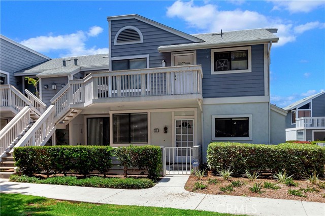 Detail Gallery Image 3 of 19 For 52 Remington, Irvine,  CA 92620 - 2 Beds | 2 Baths