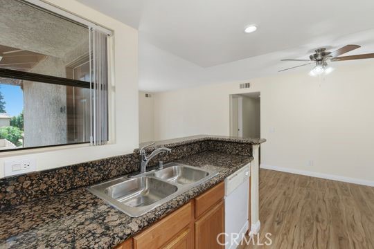 Detail Gallery Image 6 of 35 For 1313 Massachusettes Ave #203,  Riverside,  CA 92507 - 2 Beds | 1 Baths