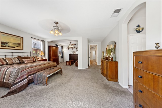 Detail Gallery Image 15 of 55 For 24050 Esmeralda Ct, Wildomar,  CA 92595 - 3 Beds | 3 Baths