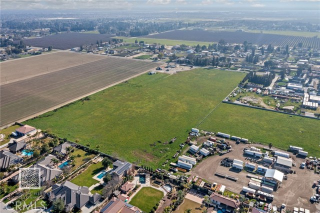 Detail Gallery Image 43 of 60 For 17316 Brimhall, Bakersfield,  CA 93314 - 3 Beds | 2 Baths