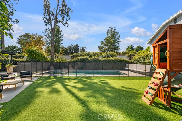 Detail Gallery Image 61 of 64 For 13130 Albers St, Sherman Oaks,  CA 91401 - 6 Beds | 4 Baths