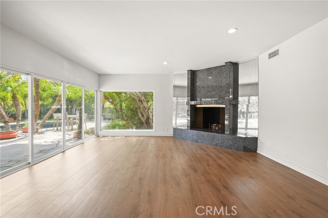 Detail Gallery Image 8 of 57 For 10356 Claire Ave, Porter Ranch,  CA 91326 - 5 Beds | 4 Baths
