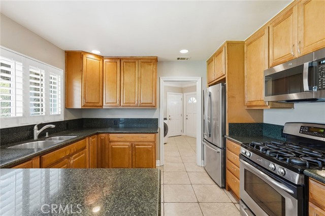 Detail Gallery Image 30 of 64 For 22301 Marilla St, Chatsworth,  CA 91311 - 4 Beds | 3 Baths