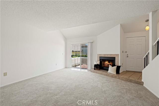 14380 Foothill Boulevard, 26 photo 3