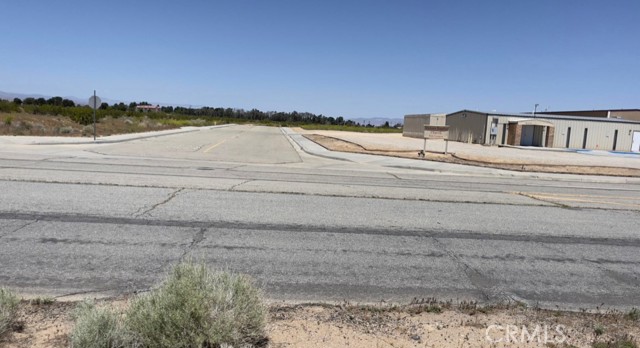 0 South Loop, California City CA: https://media.crmls.org/medias/08fb1493-f946-47e0-9f2a-35295a2fd8f7.jpg