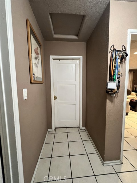 Detail Gallery Image 10 of 37 For 828 N Angeleno, Azusa,  CA 91702 - 4 Beds | 3 Baths