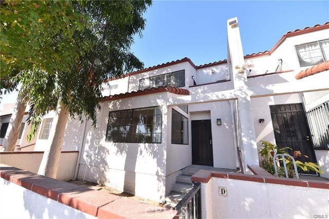 731 S Del Mar Avenue D San Gabriel, California Location! Location! Conveniently located to all major shopping centers, schools, restaurants, and freeways. Just south of Mission Road with 3 bedrooms 2.5 baths and attached two-car garage.